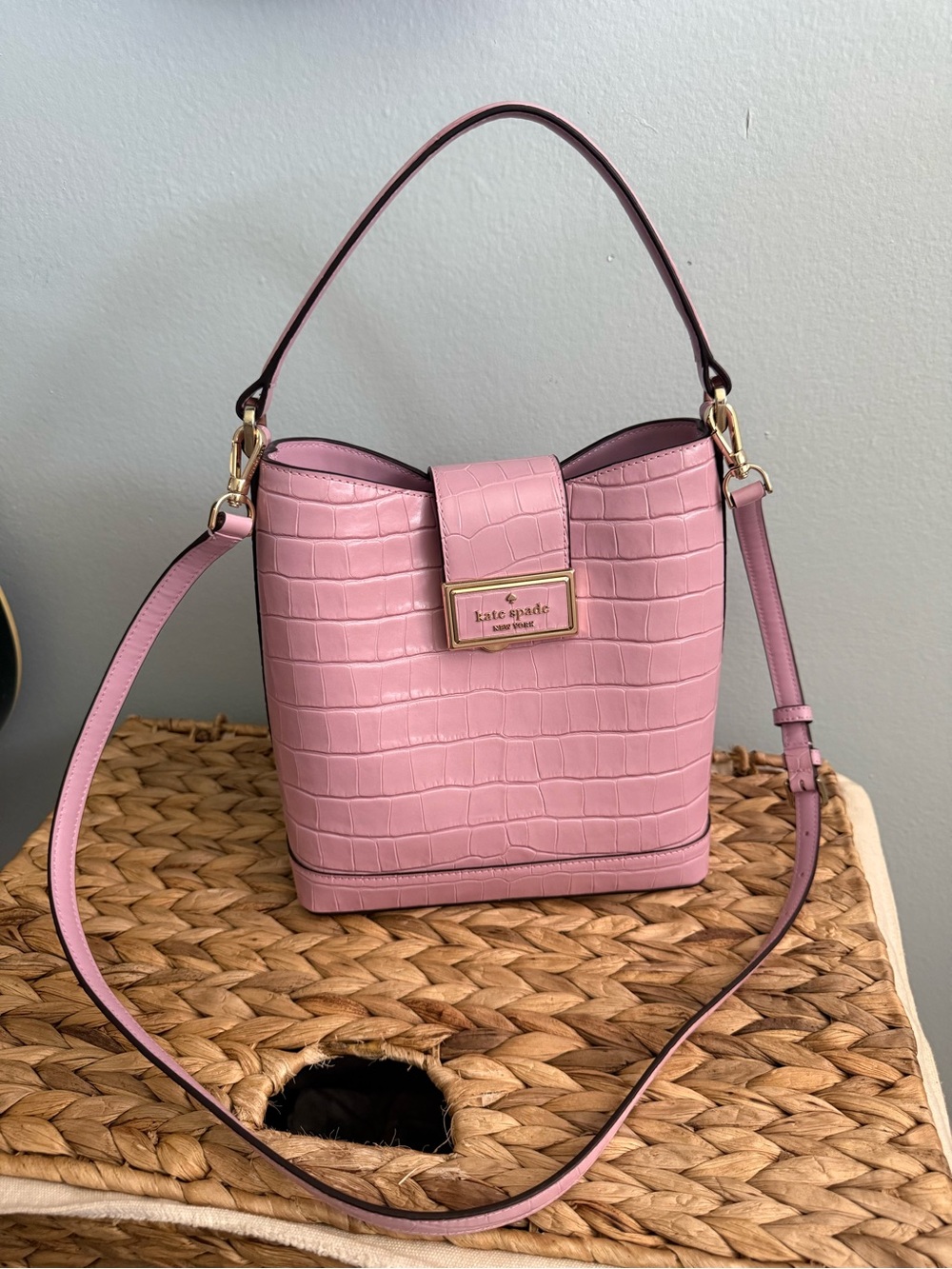 kate spade Pink Croc-Embossed Leather Bucket Shoulder Bag